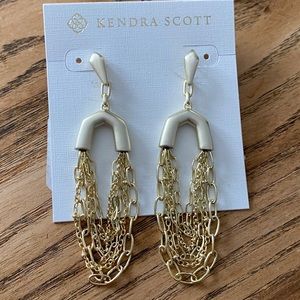 Kendra Scott Ryder Statement Earrings in Gold